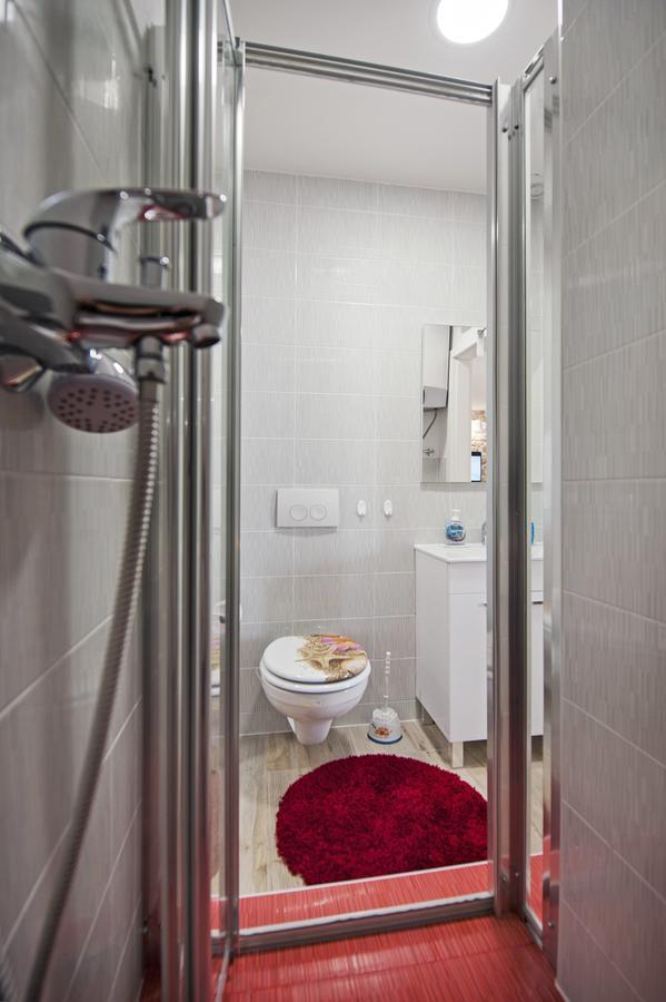 La Svalba Rooms & Studios Rovinj Exterior photo